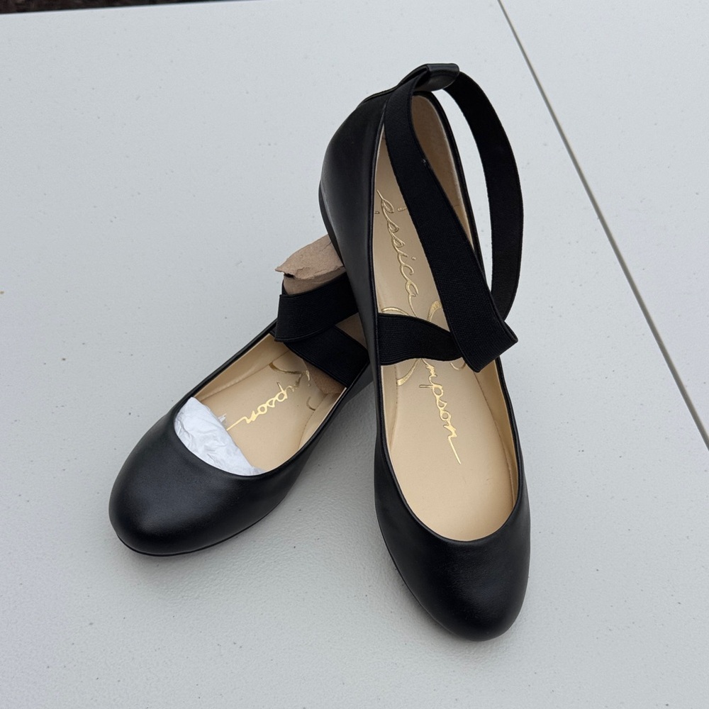 Jessica Simpson Black Cross-Strap Flats